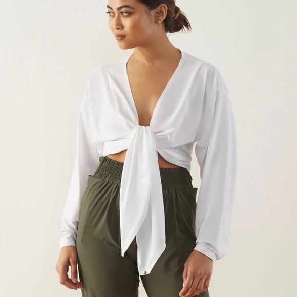 ADAY That's A Wrap Top M - Picture 4 of 7